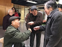 栽植恩深雨露同,学子归来情谊浓      —记54届高35班校友重返母校