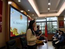 【团情动态】你好，共青团！——长郡中学新团员入团宣誓仪式