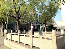 【2019下期国旗下讲话】第八周：董佳康老师《 践行爱国，从我做起》